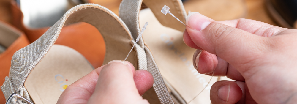 A Retail Specialty. Loop Ties are a great way to attach price tags to merchandise, secure zippers, seal open bags, and connect items together.